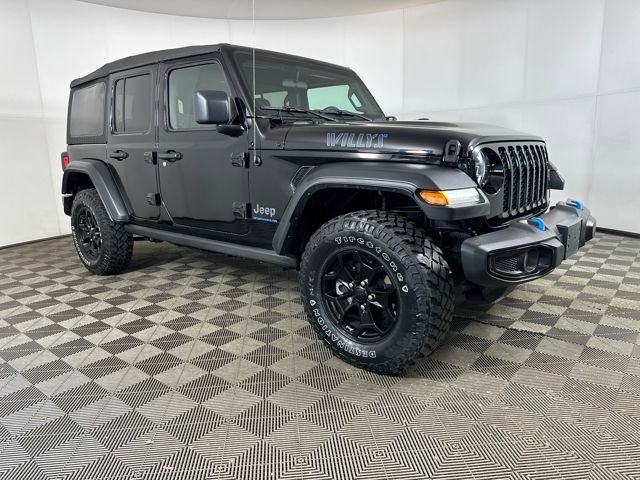 Used 2023 Jeep Wrangler Unlimited image 2