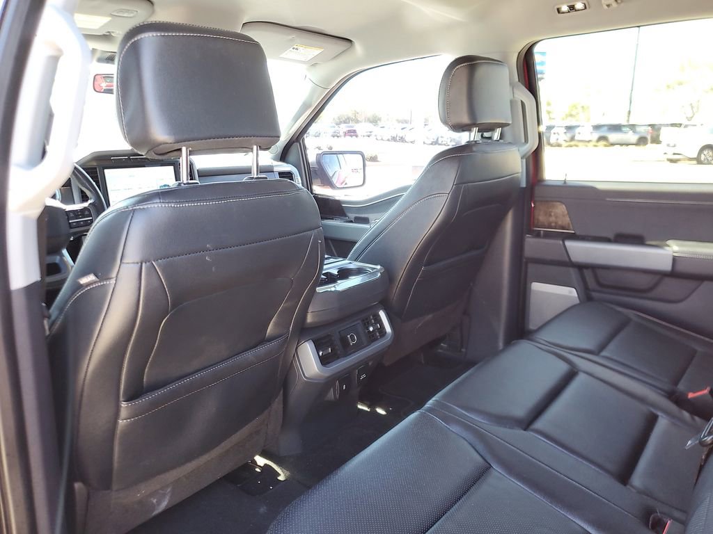 Used 2022 Ford F150 Lariat image 11