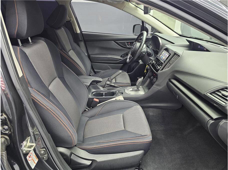 Used 2019 Subaru Crosstrek 2.0i Premium image 14