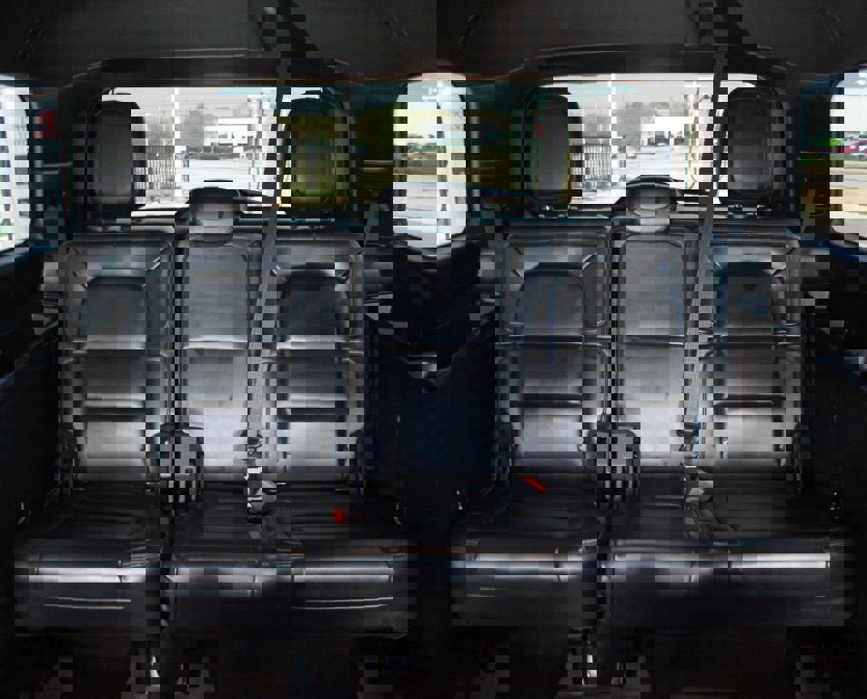 Used 2020 Lincoln Navigator Reserve w/ Equipment Group 208A Reserve image 13