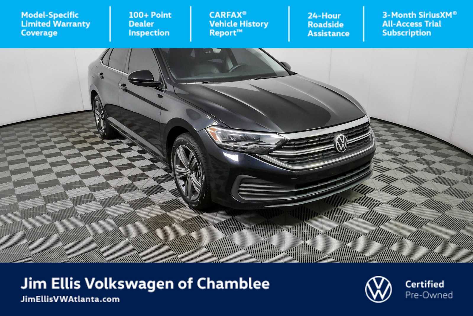 Used 2022 Volkswagen Jetta SE w/ Panoramic Sunroof Package