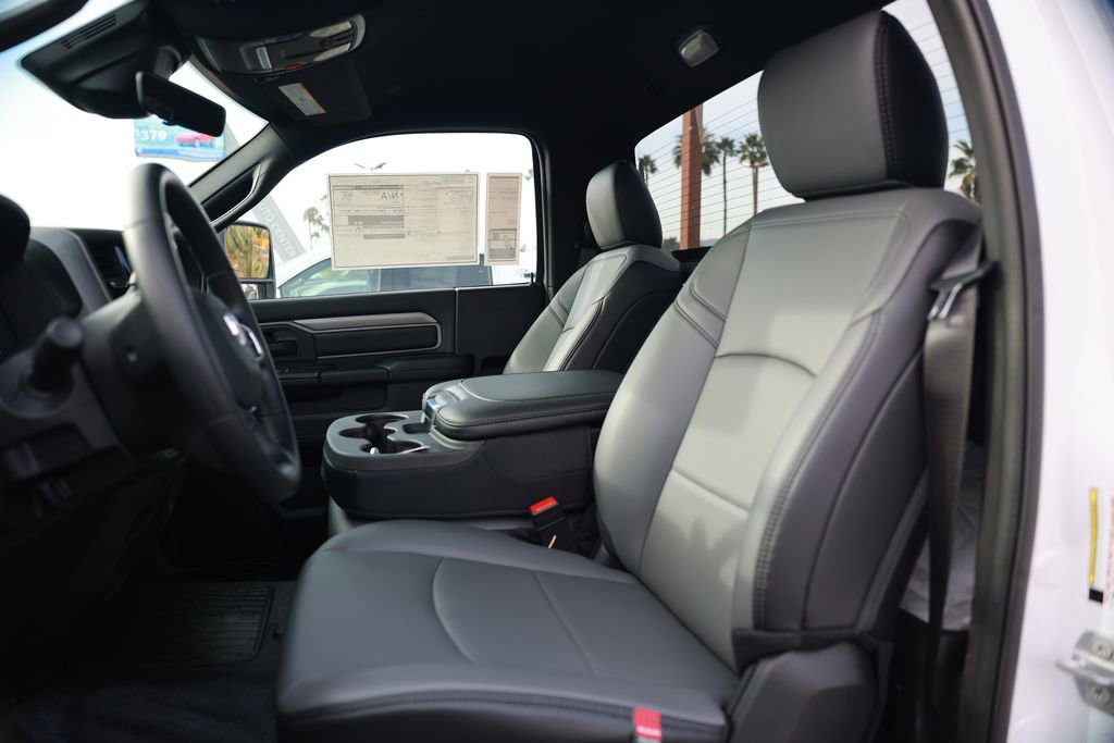 New 2026 RAM 5500 Tradesman w/ Chrome Appearance Group image 13