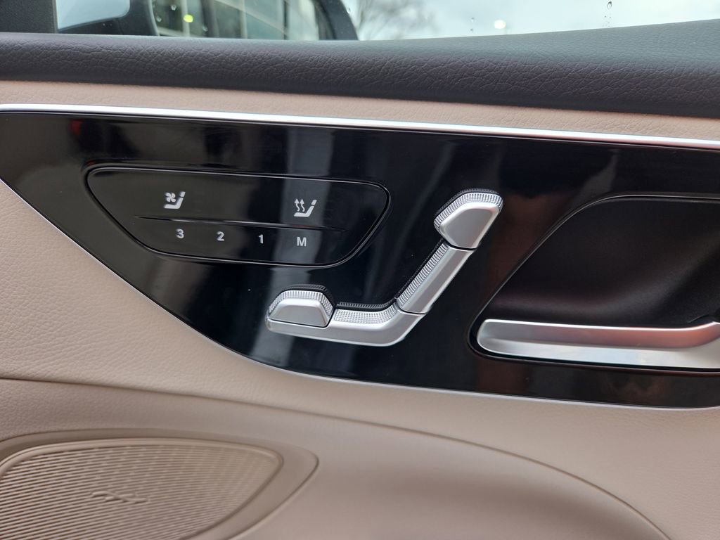 Certified 2026 Mercedes-Benz C 300 4MATIC Sedan image 20