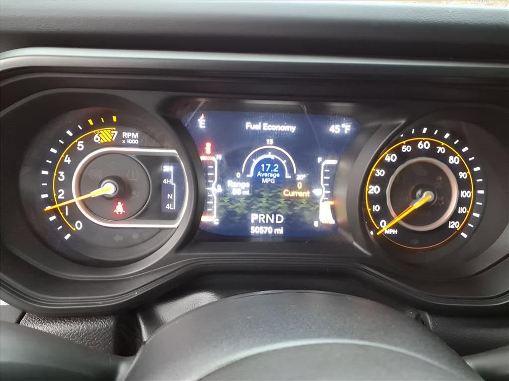 Used 2024 Jeep Wrangler Sahara image 13