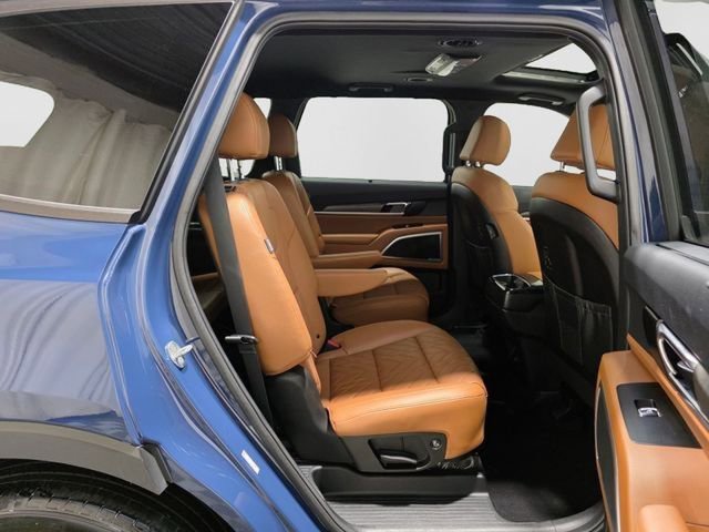 Used 2023 Kia Telluride EX X-Line AWD/4WD image 36