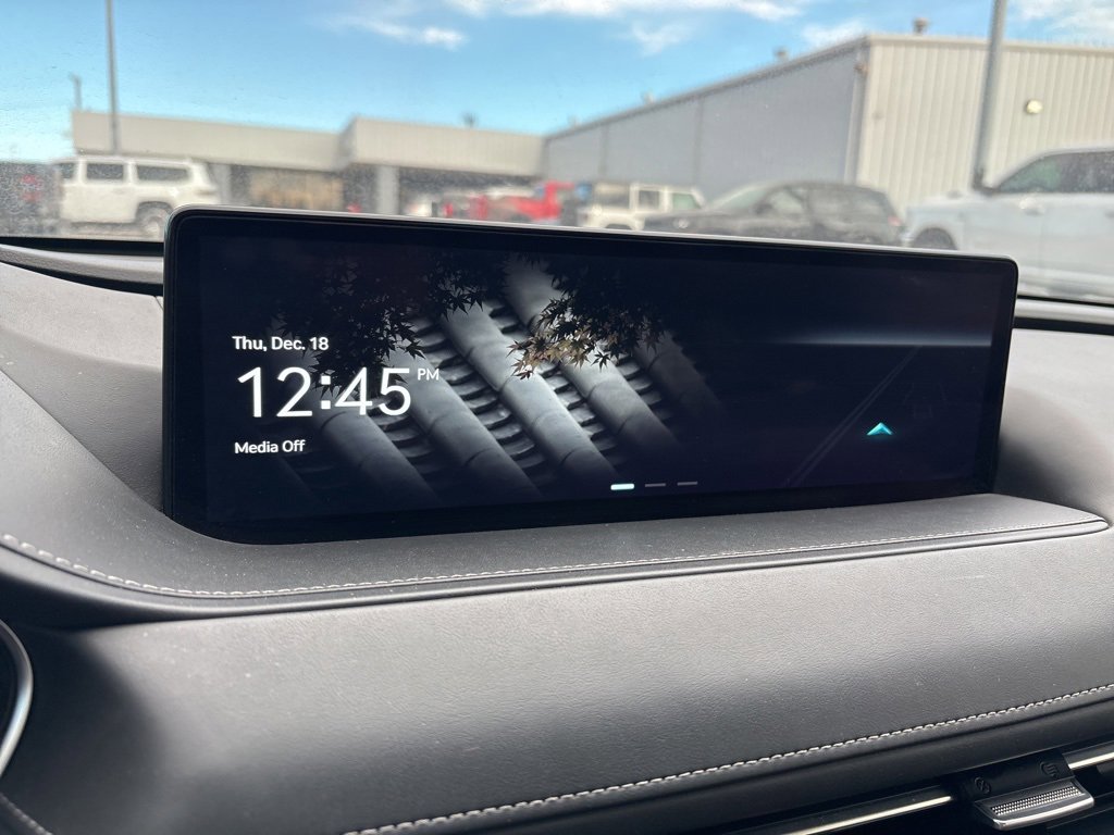 Used 2024 Genesis G80 2.5T image 12