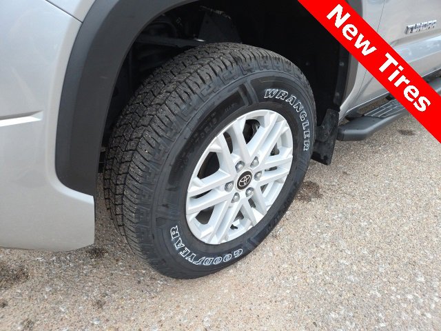 Used 2024 Toyota Tundra SR5 w/ SR5 Premium Package image 18
