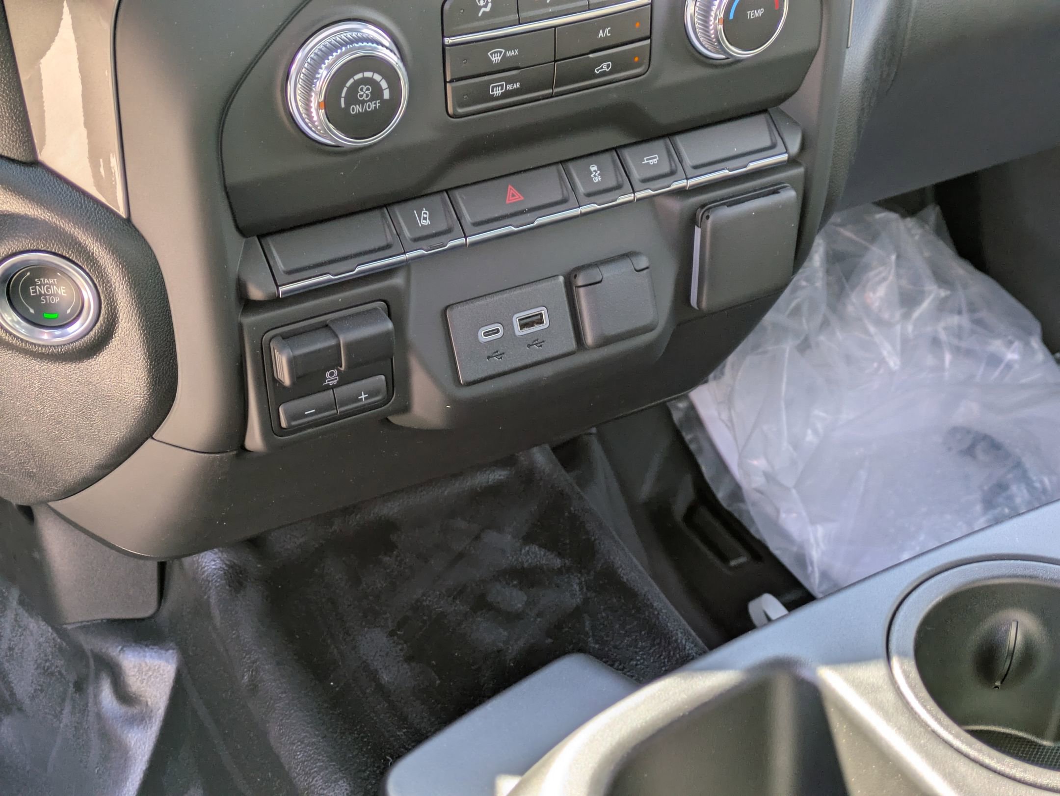 New 2024 GMC Sierra 3500 Pro w/ Convenience Package image 19