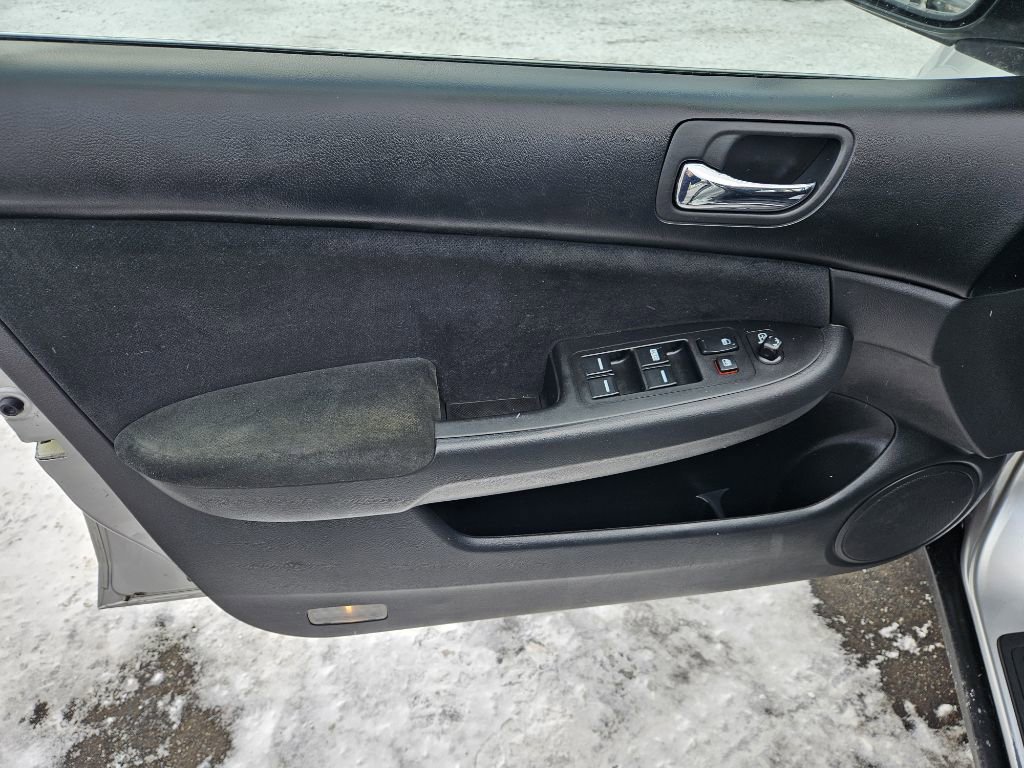 Used 2006 Honda Accord LX image 12