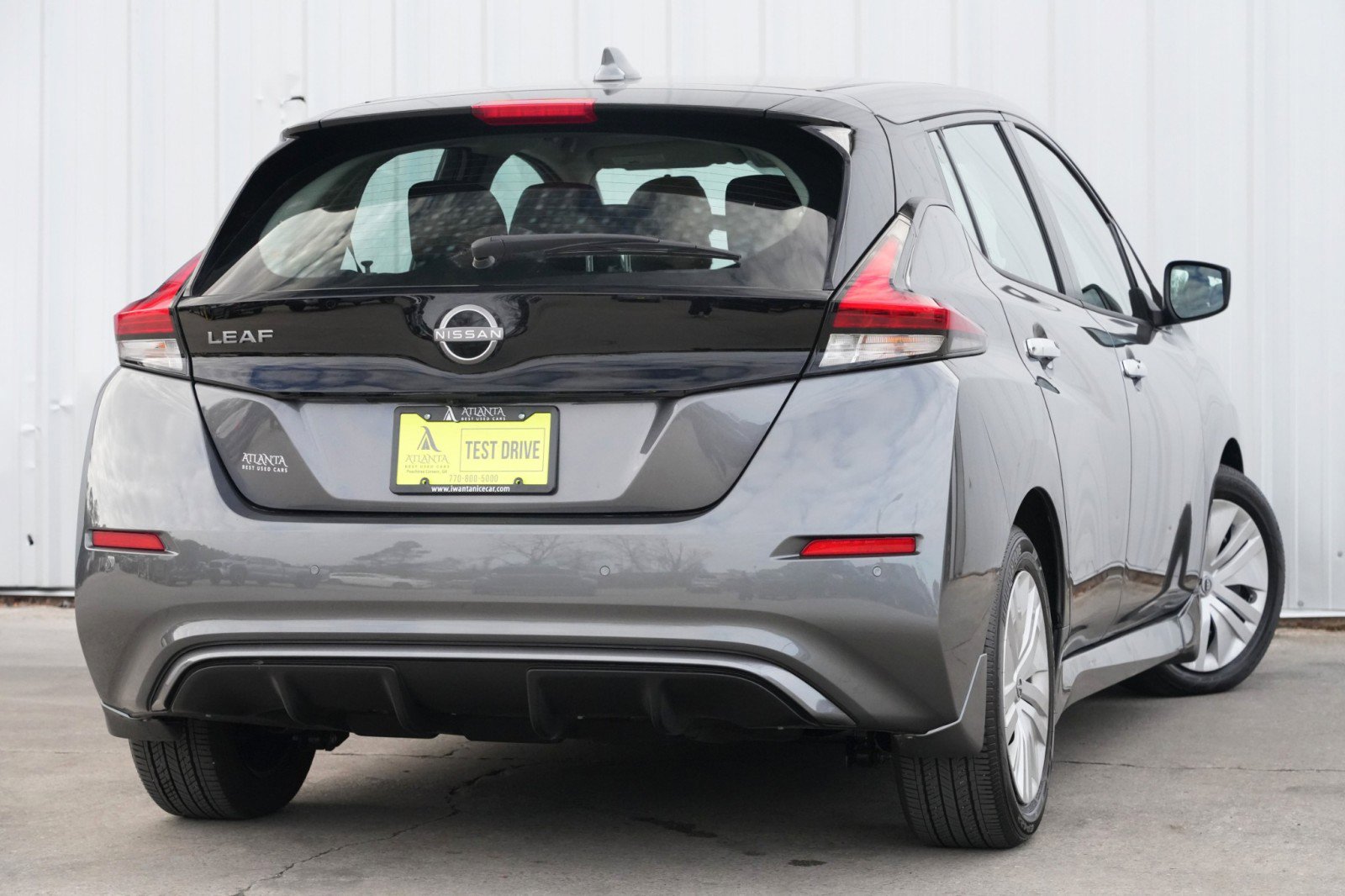 Used 2025 Nissan Leaf S image 3