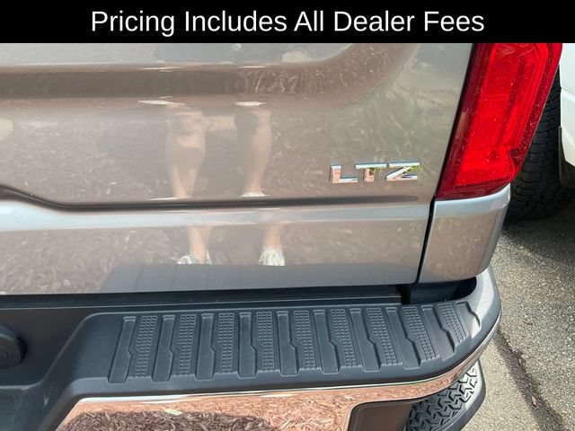 Used 2025 Chevrolet Silverado 1500 LTZ w/ Technology Package AWD/4WD image 9