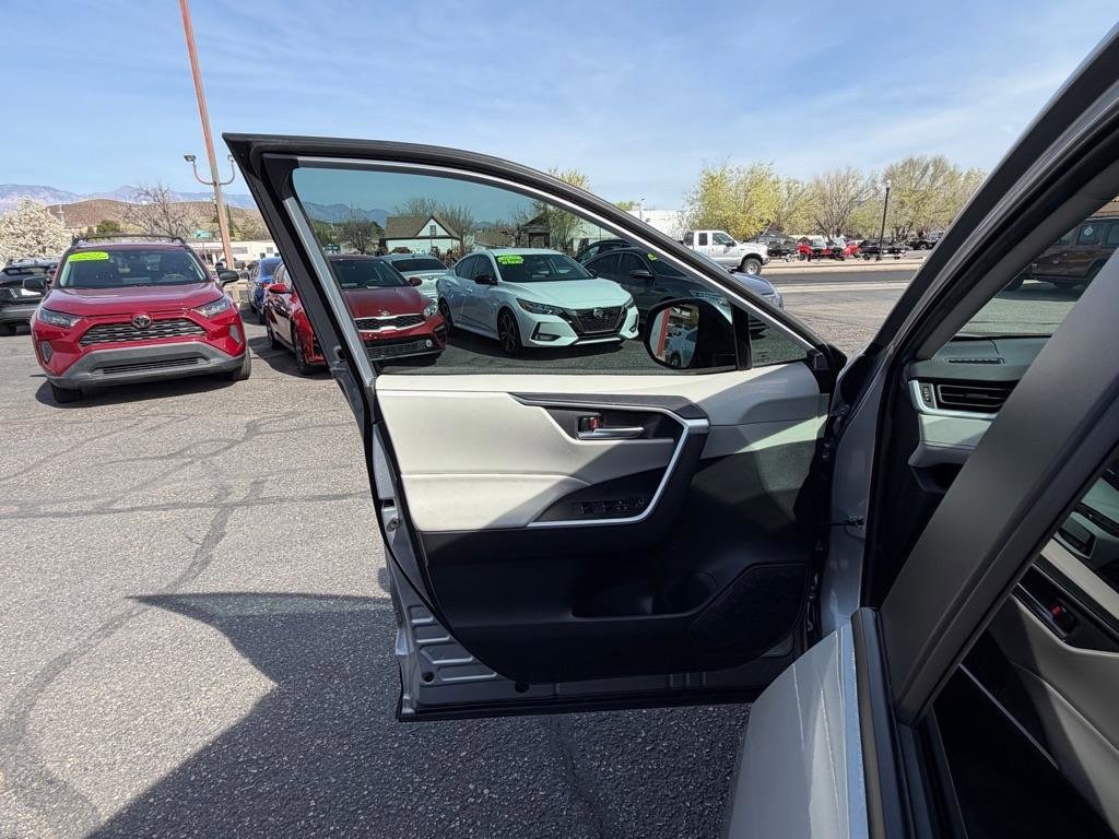Used 2024 Toyota RAV4 XLE w/ Weather Package image 20