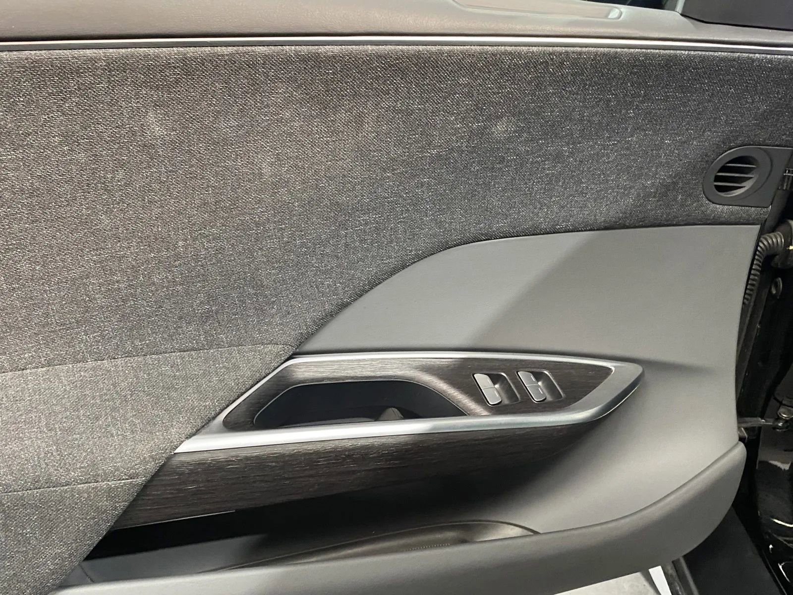 Used 2024 Lucid Air Pure image 12