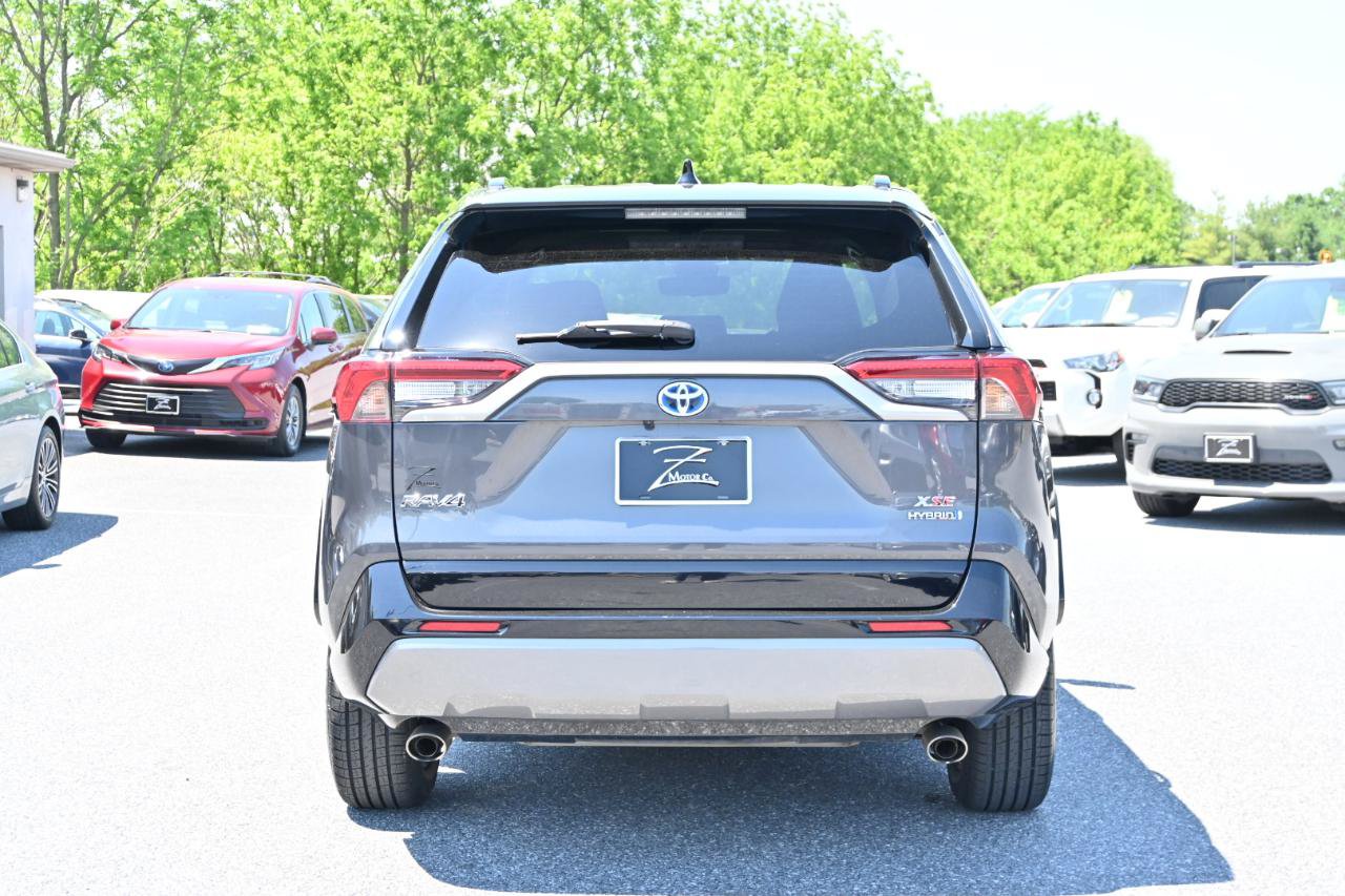 Used 2021 Toyota RAV4 XSE AWD/4WD image 8