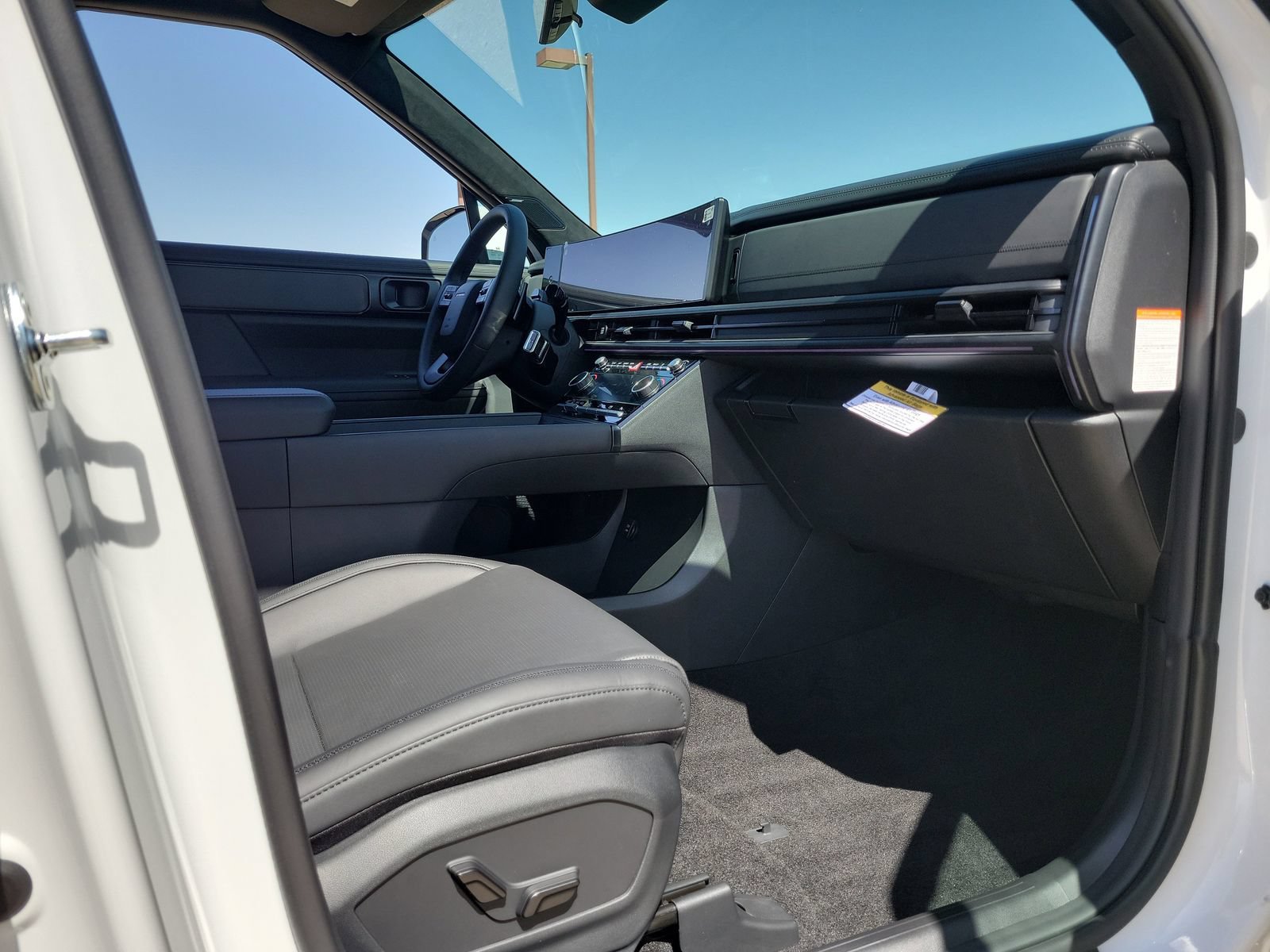 New 2026 Hyundai Santa Fe Calligraphy AWD/4WD image 17