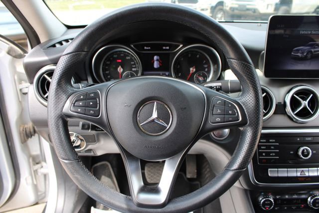 Used 2019 Mercedes-Benz GLA 250 image 17