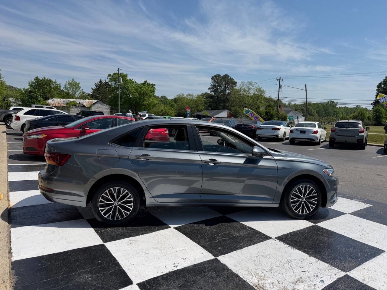 Used 2019 Volkswagen Jetta SE FWD image 5