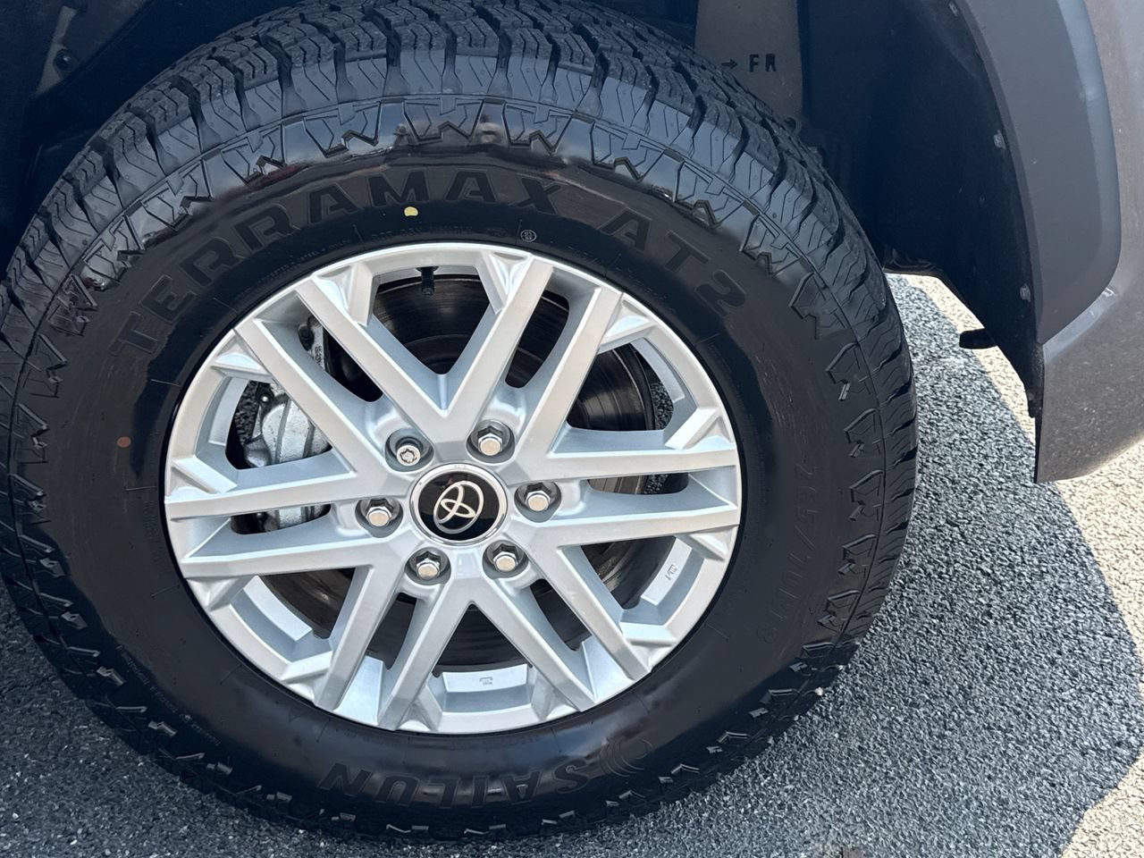 Used 2022 Toyota Tundra SR5 AWD/4WD image 10
