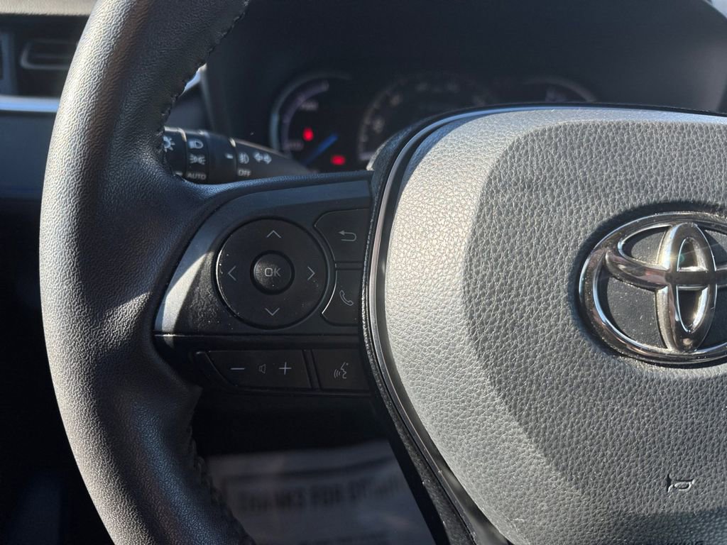 Used 2021 Toyota RAV4 XSE image 33