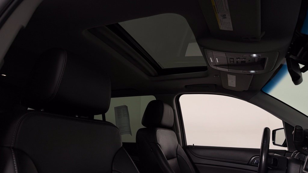 Used 2020 GMC Yukon SLT AWD/4WD image 36