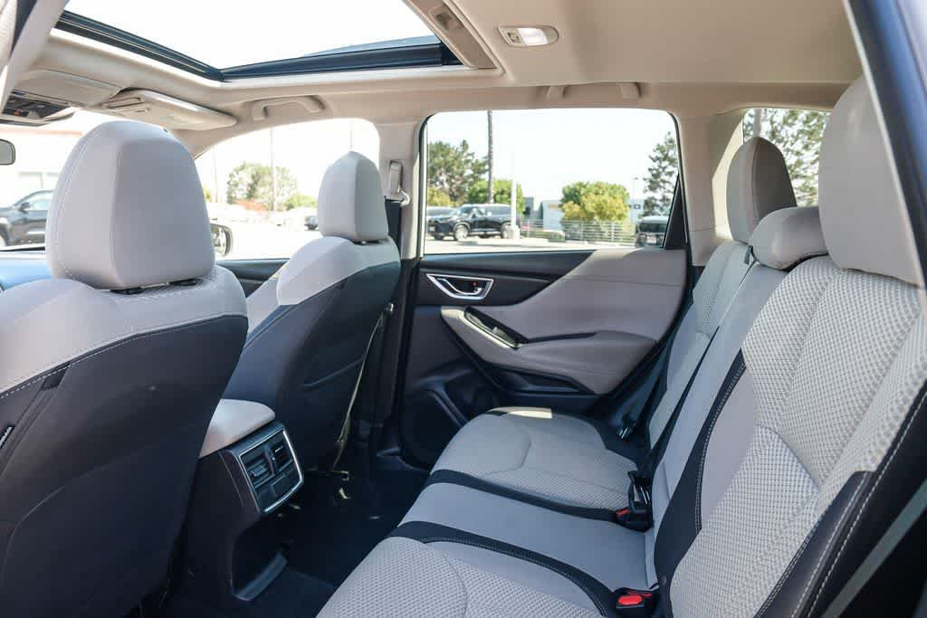 Used 2023 Subaru Forester Premium AWD/4WD image 18