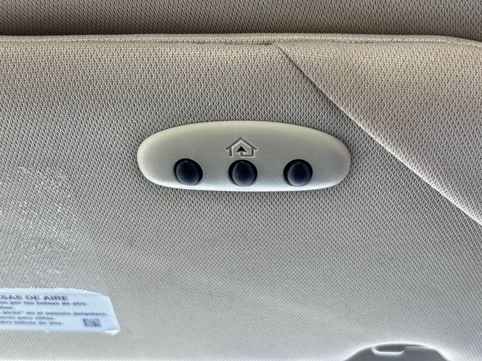 Used 2013 Lincoln MKS AWD image 25