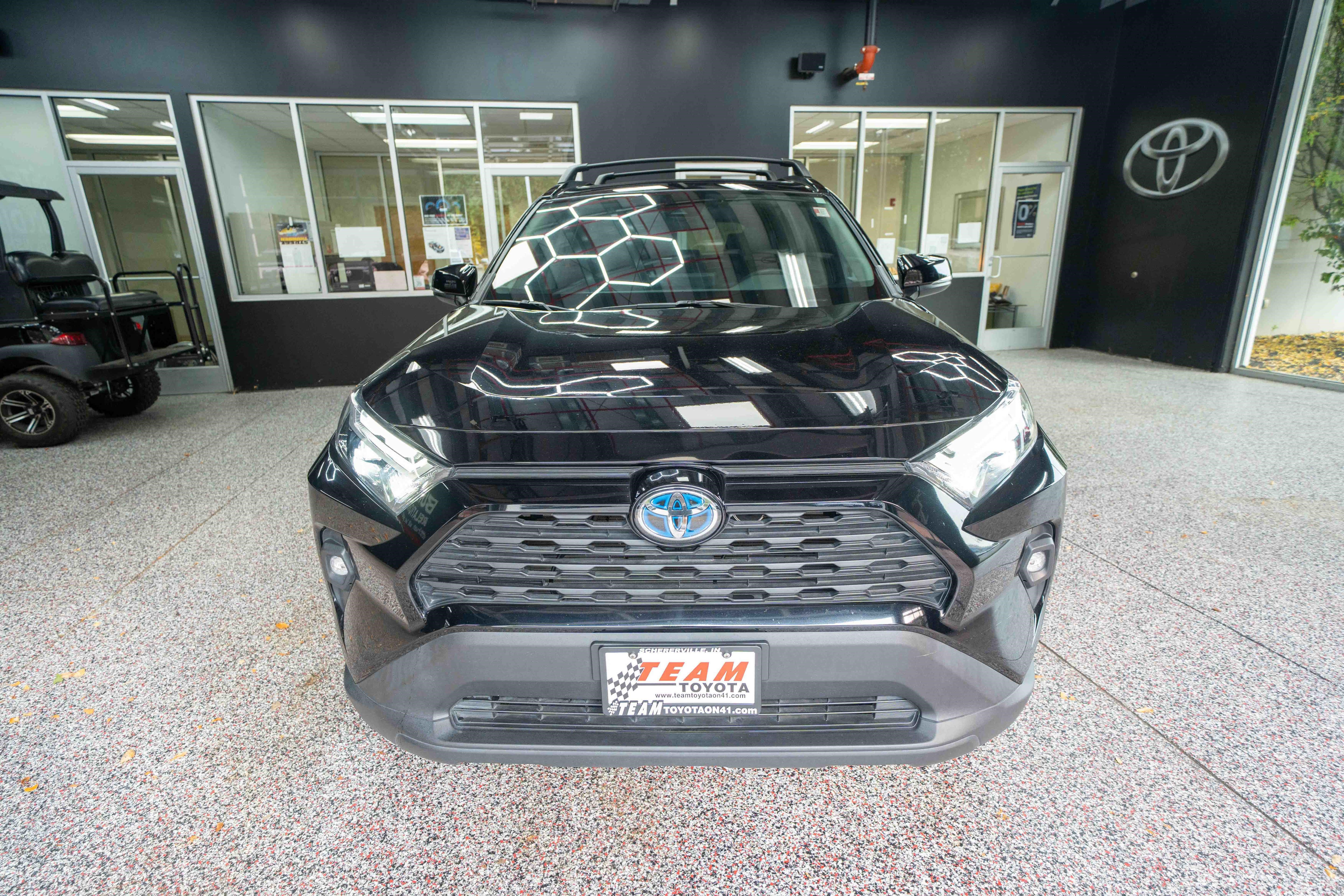 Used 2024 Toyota RAV4 XLE Premium AWD/4WD image 6