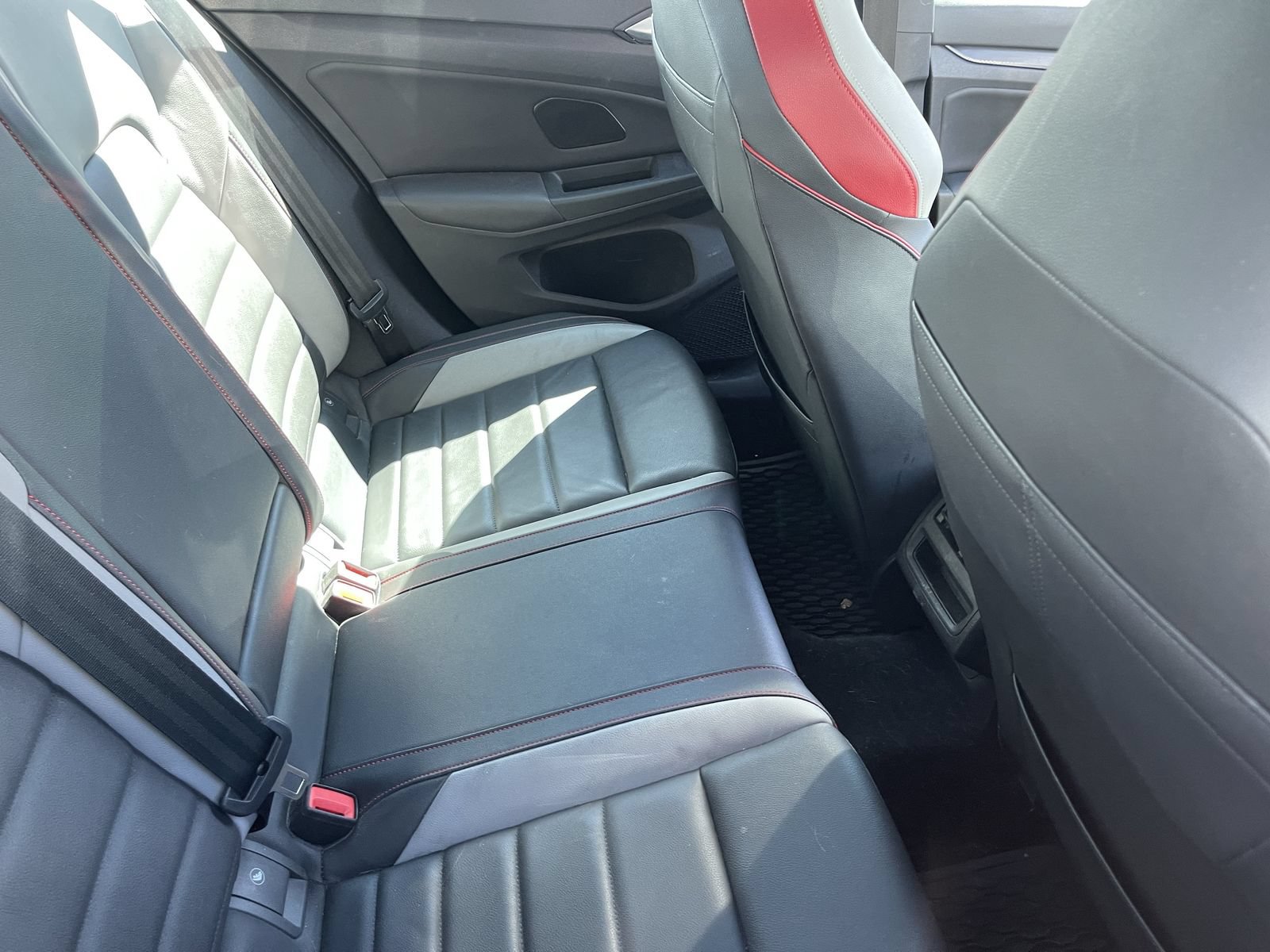 Used 2023 Volkswagen GTI SE FWD image 7