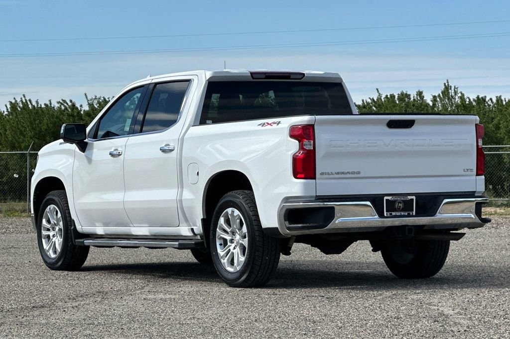 Used 2023 Chevrolet Silverado 1500 LTZ AWD/4WD image 4