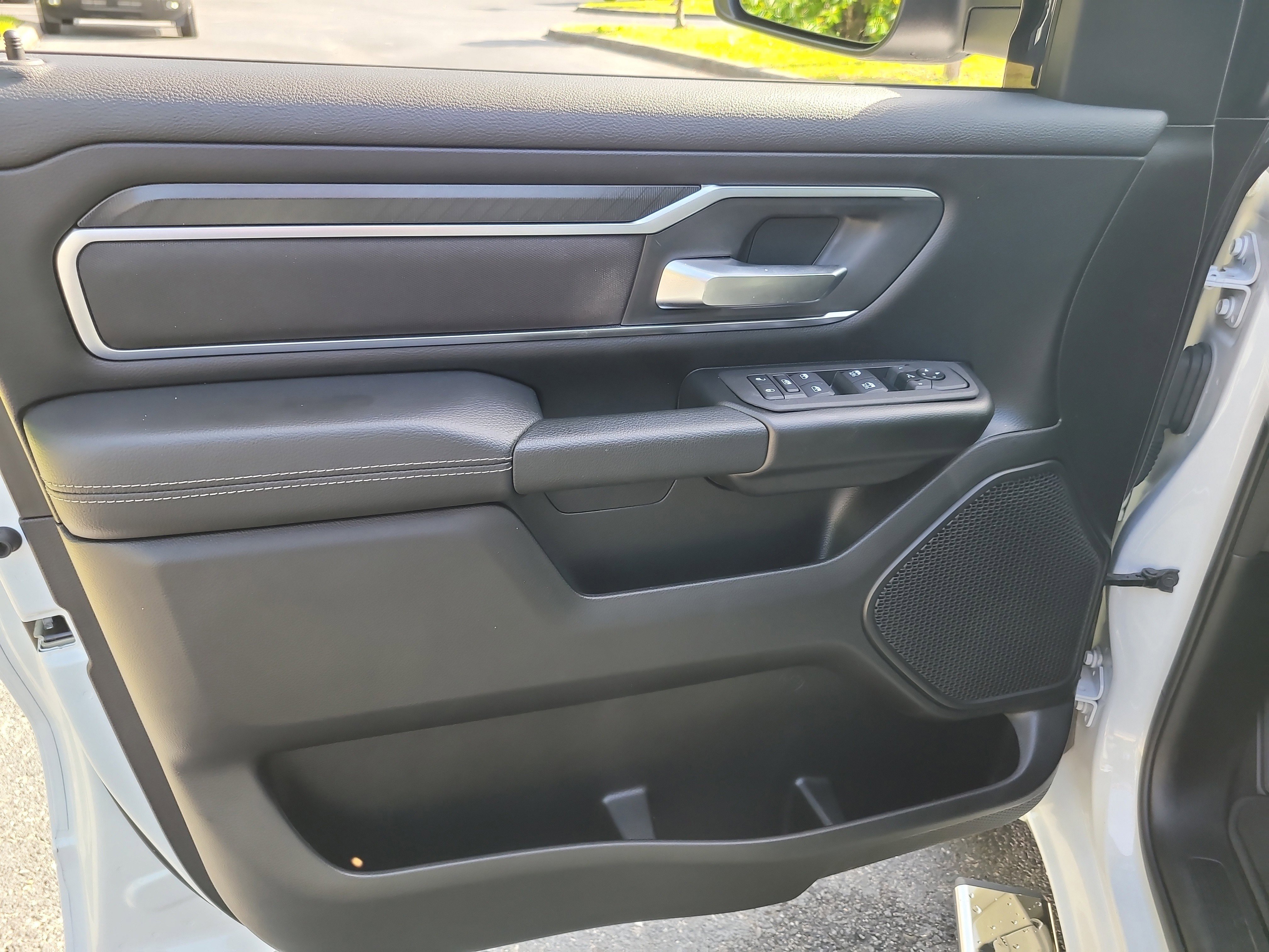 Used 2025 RAM 1500 Big Horn image 17