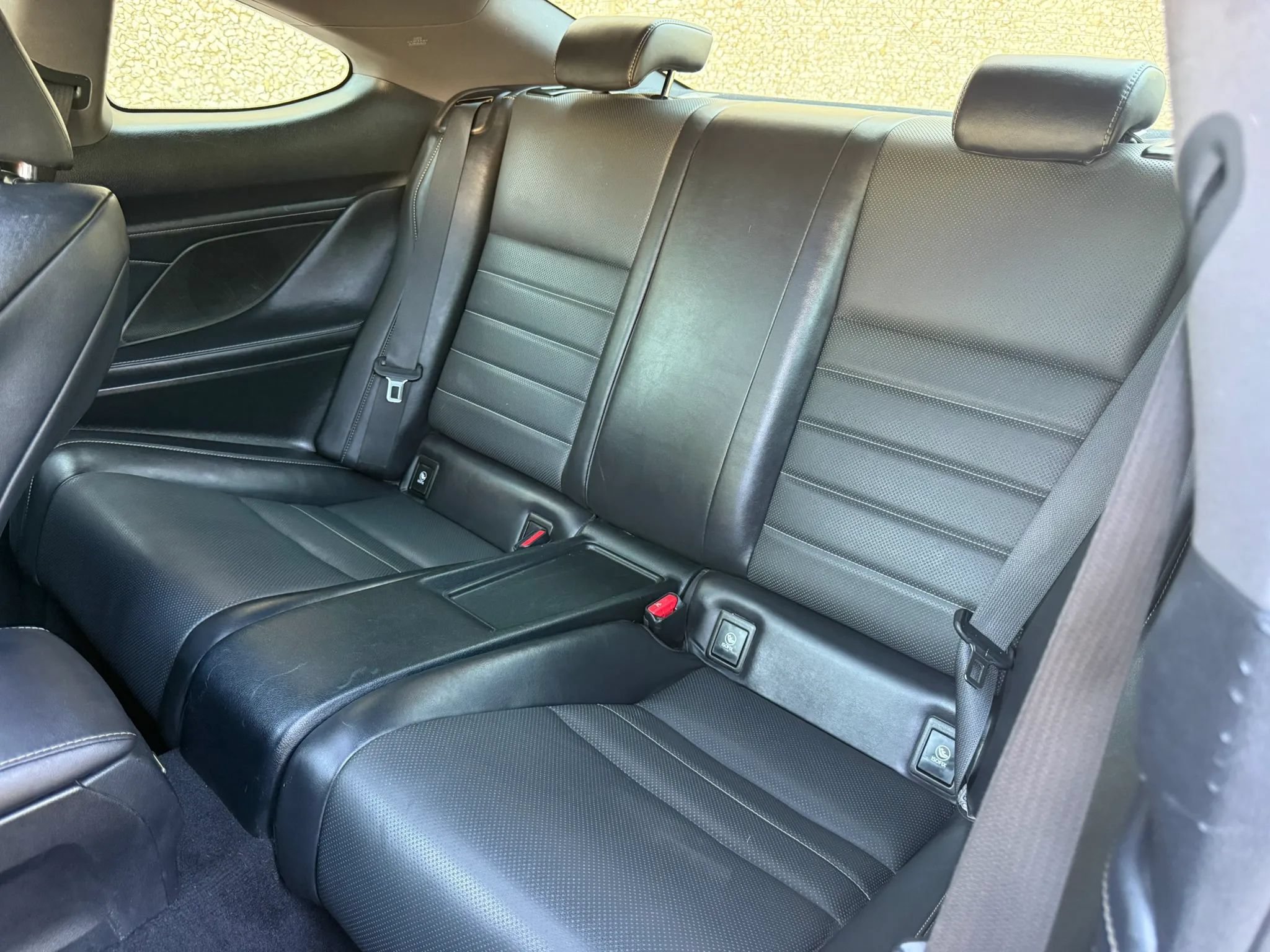 Used 2016 Lexus RC 200t RWD image 12