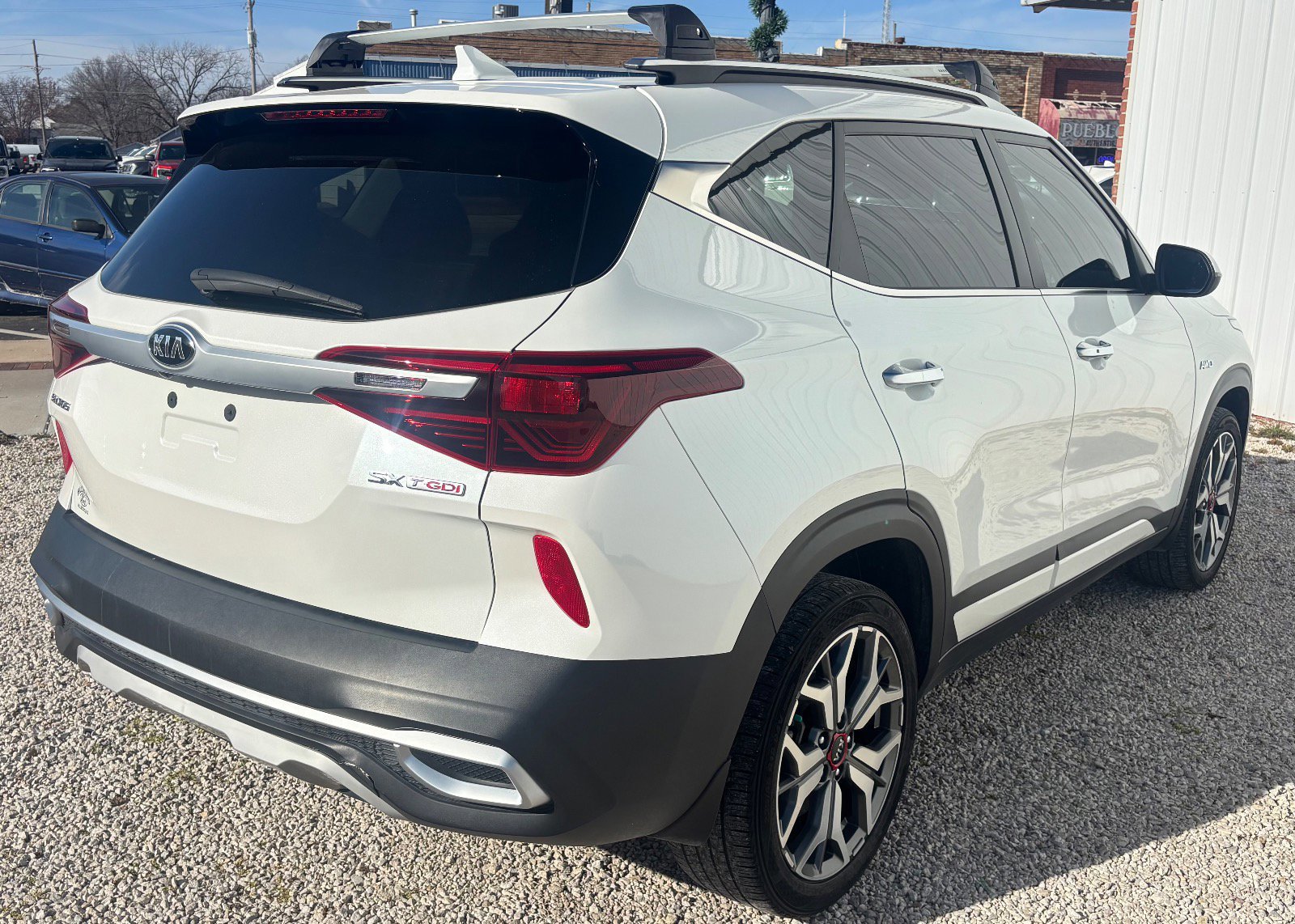 Used 2021 Kia Seltos SX image 3