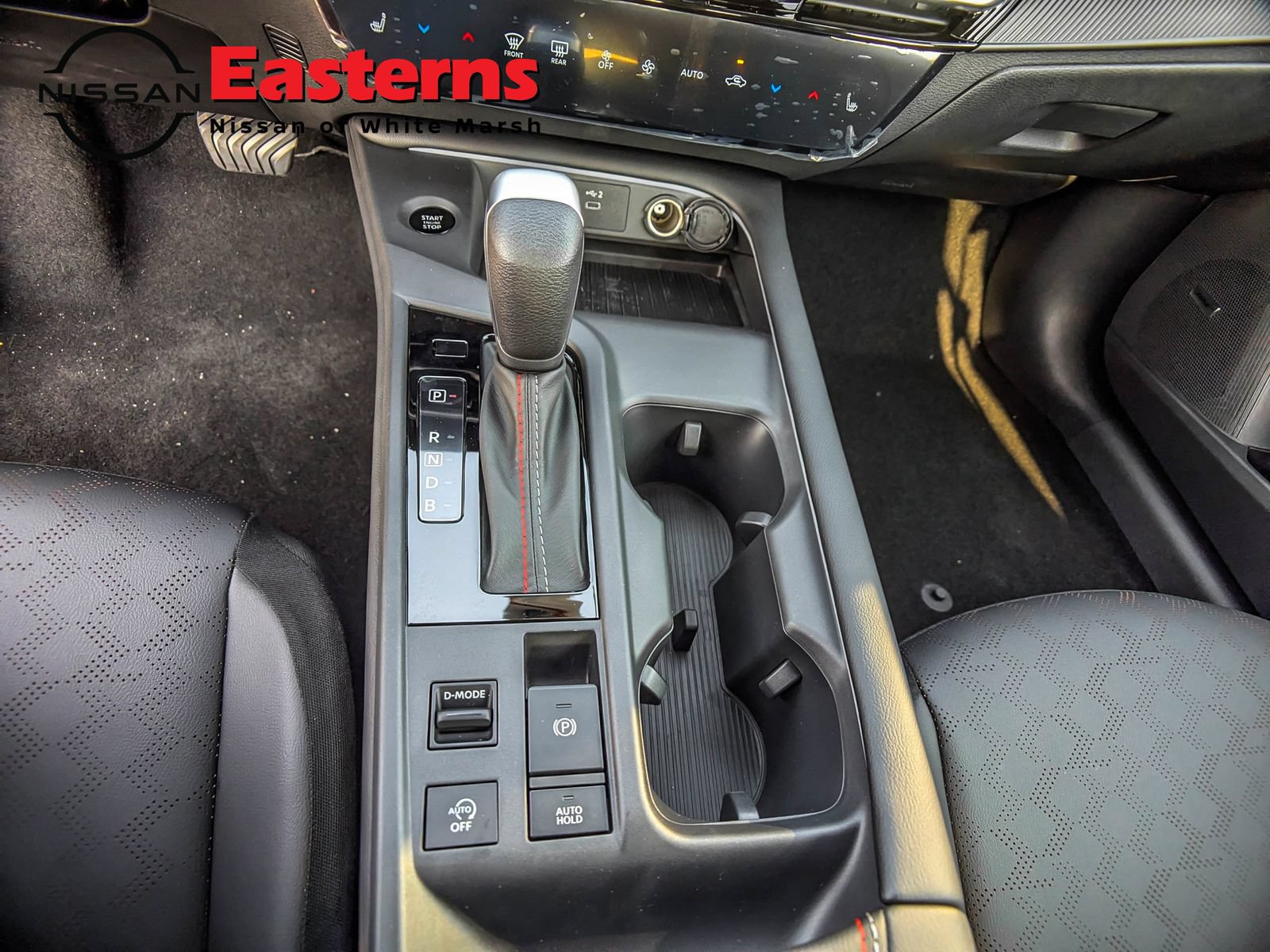 New 2026 Nissan Sentra SR w/ SR Premium Package FWD image 14