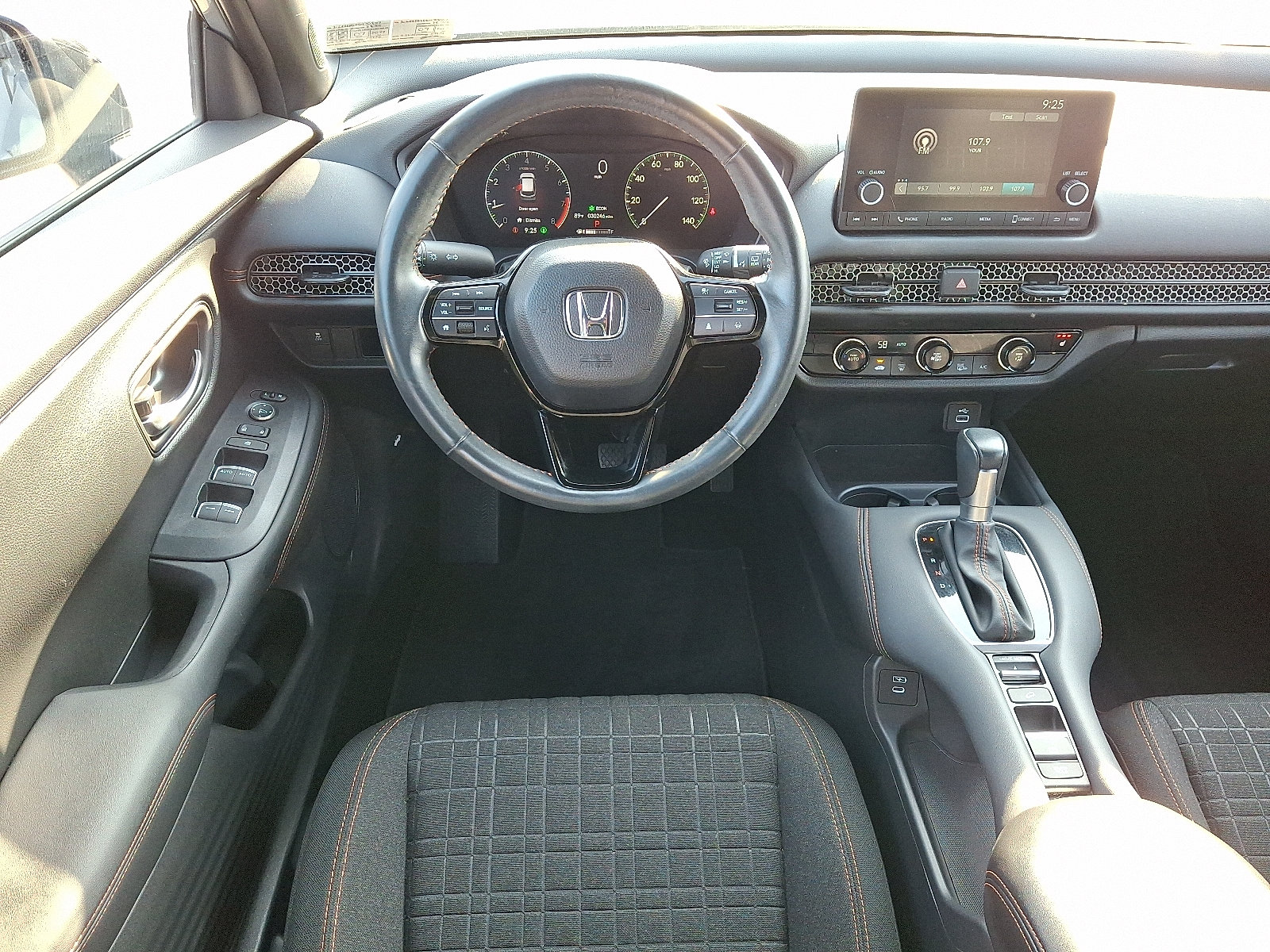 Used 2025 Honda HR-V Sport image 11
