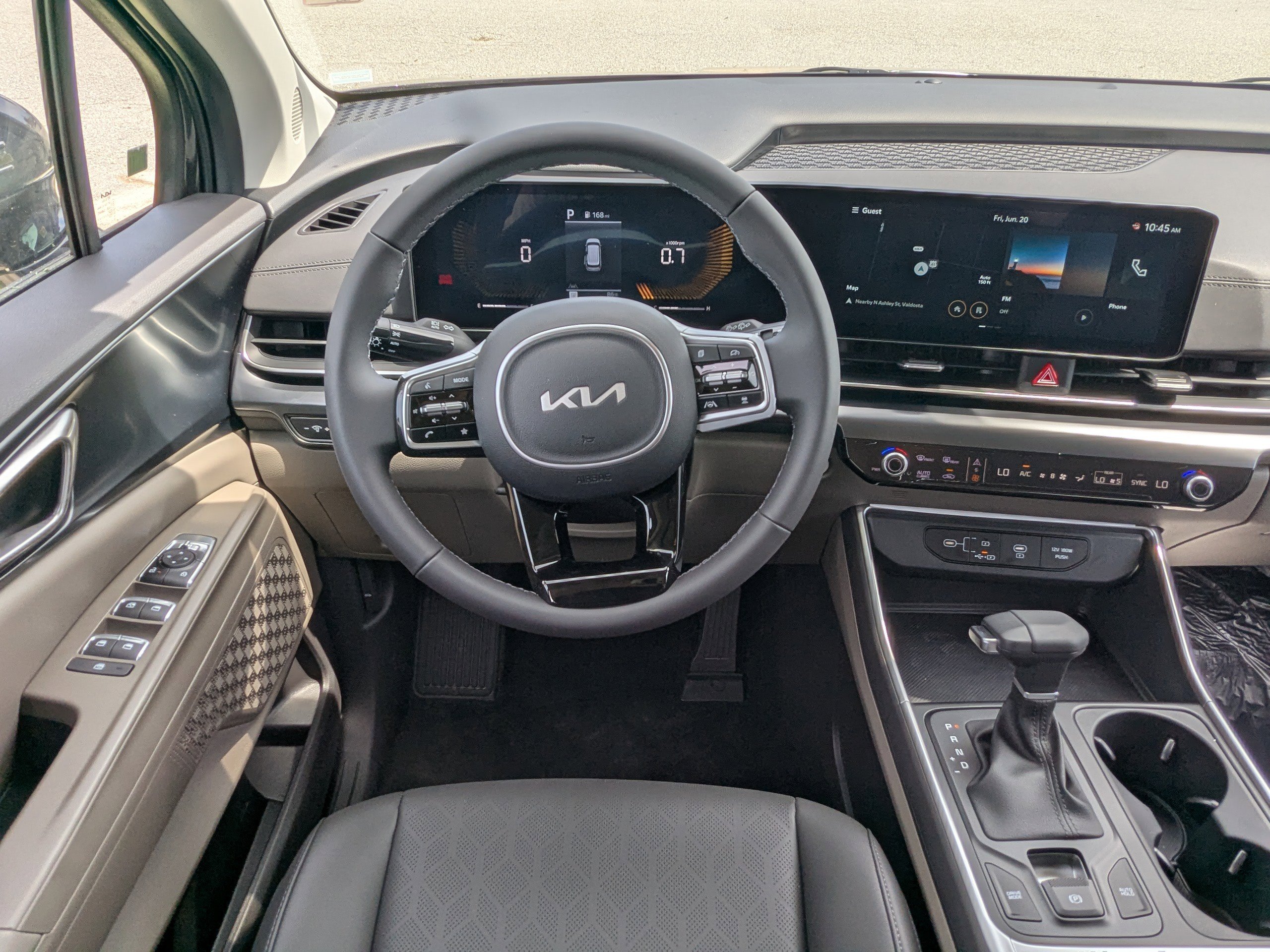 New 2026 Kia Carnival image 16