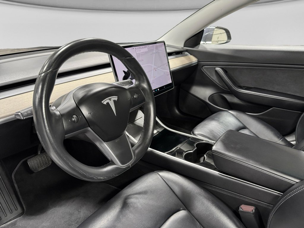 Used 2018 Tesla Model 3 Long Range image 17
