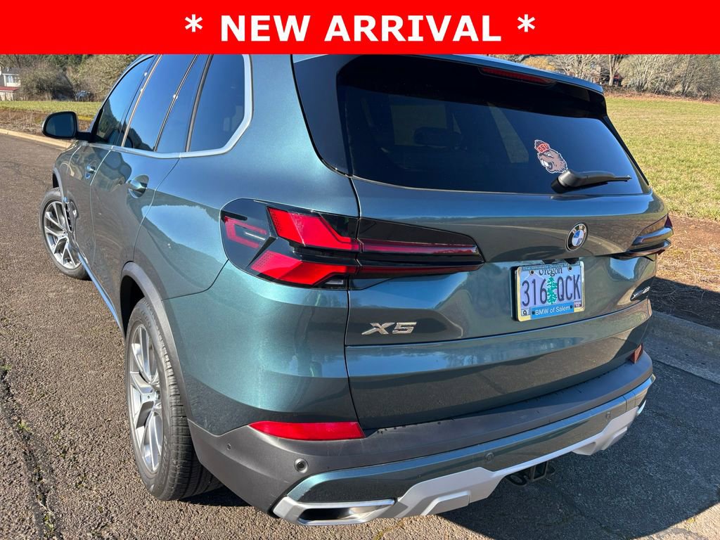 Used 2025 BMW X5 xDrive40i w/ Premium Package AWD/4WD image 14