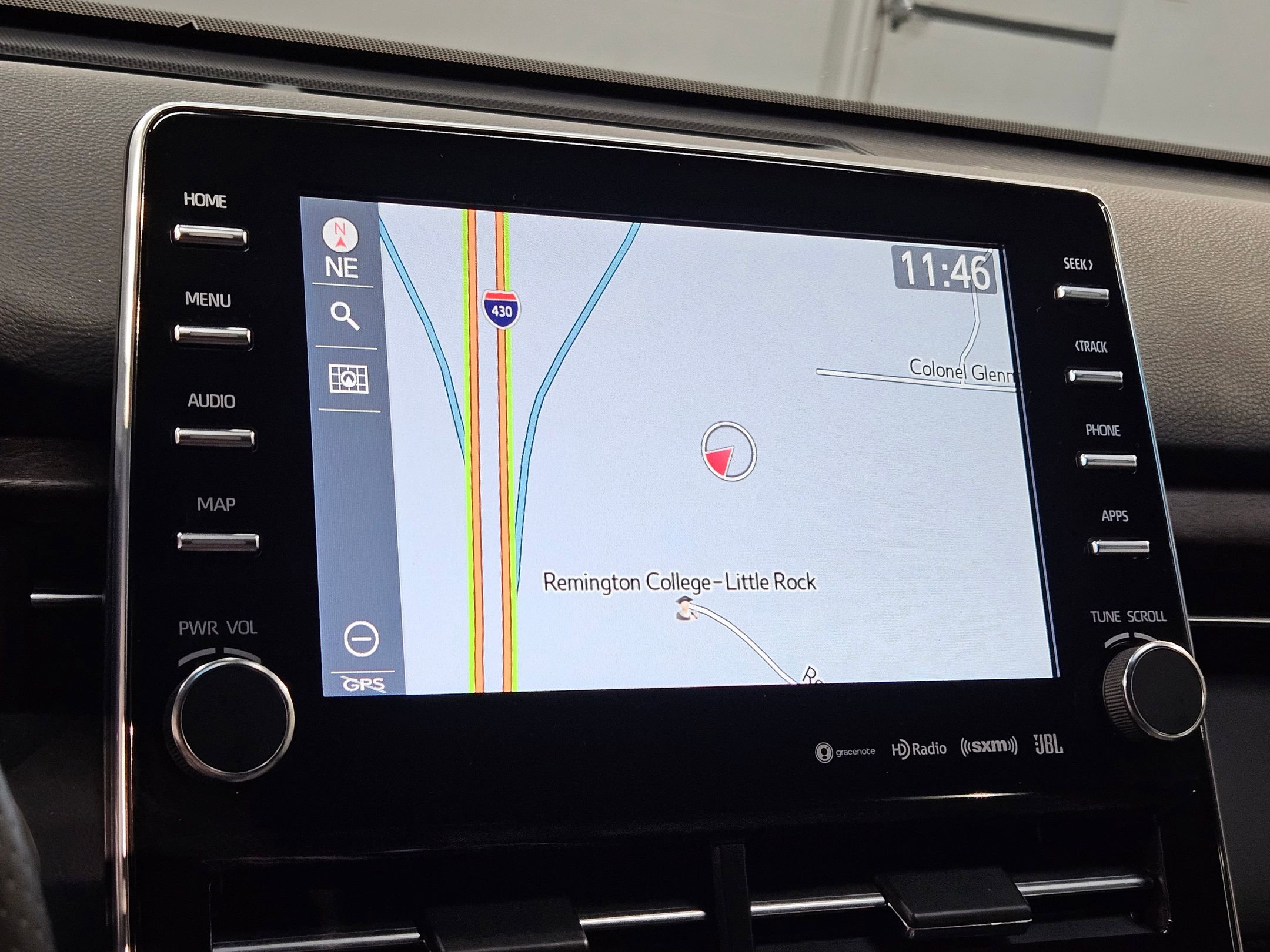 Used 2022 Toyota Avalon Limited image 31