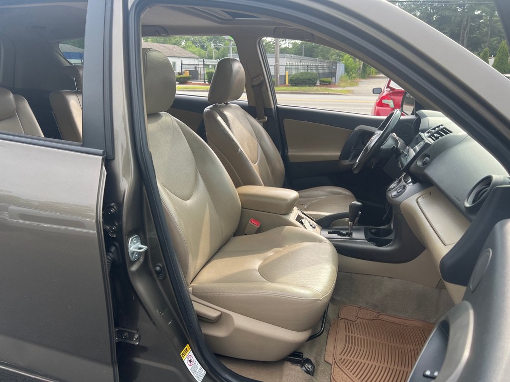 Used 2010 Toyota RAV4 Limited AWD/4WD image 16