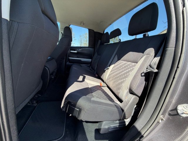 Used 2018 Toyota Tundra SR5 AWD/4WD image 10