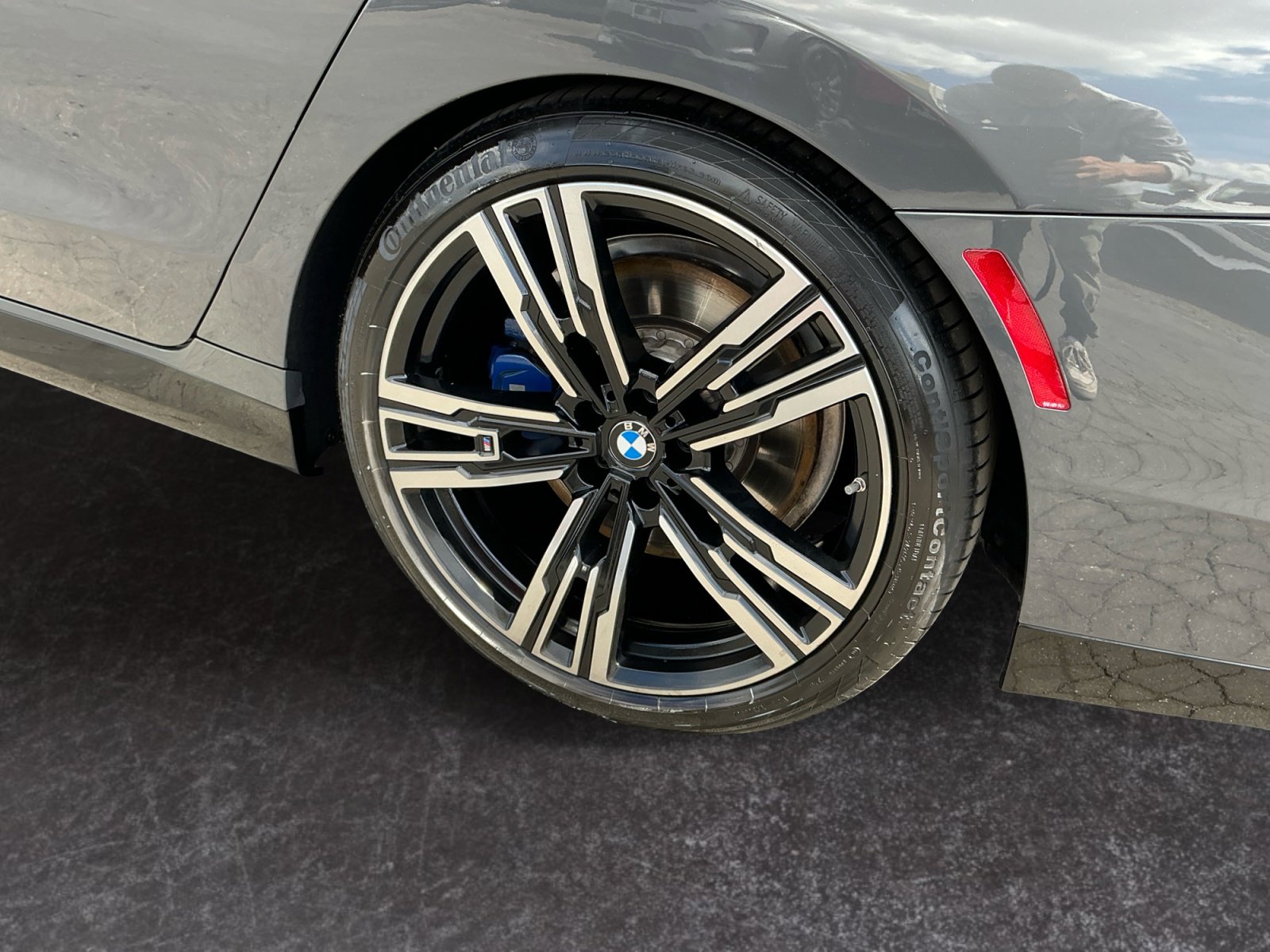 Used 2023 BMW 740i RWD image 9