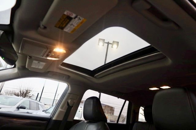 Used 2022 Toyota Highlander Limited image 5