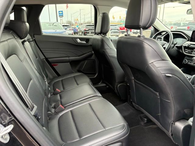 Used 2021 Ford Escape SEL image 12