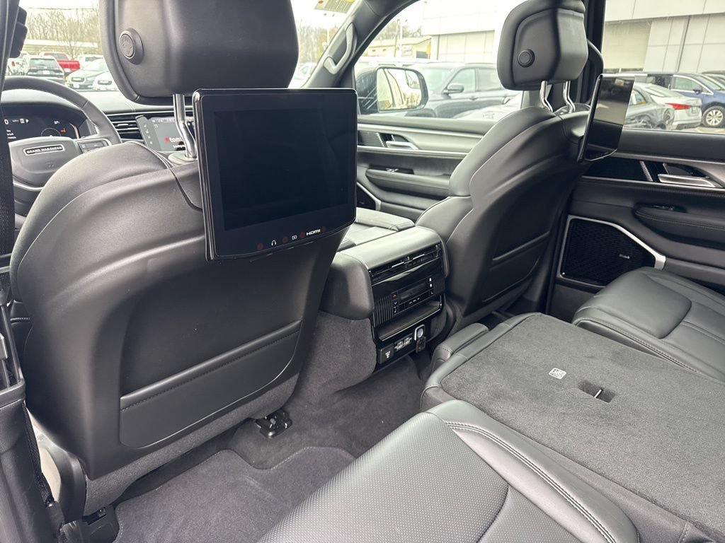 New 2026 Jeep Grand Wagoneer Limited AWD/4WD image 14