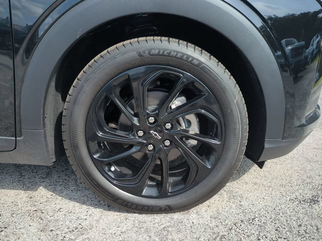 New 2027 Chevrolet Bolt RS w/ Technology Package FWD image 11