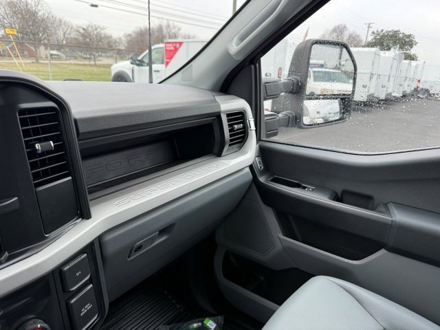 New 2026 Ford F350 XL w/ XL Chrome Package image 21