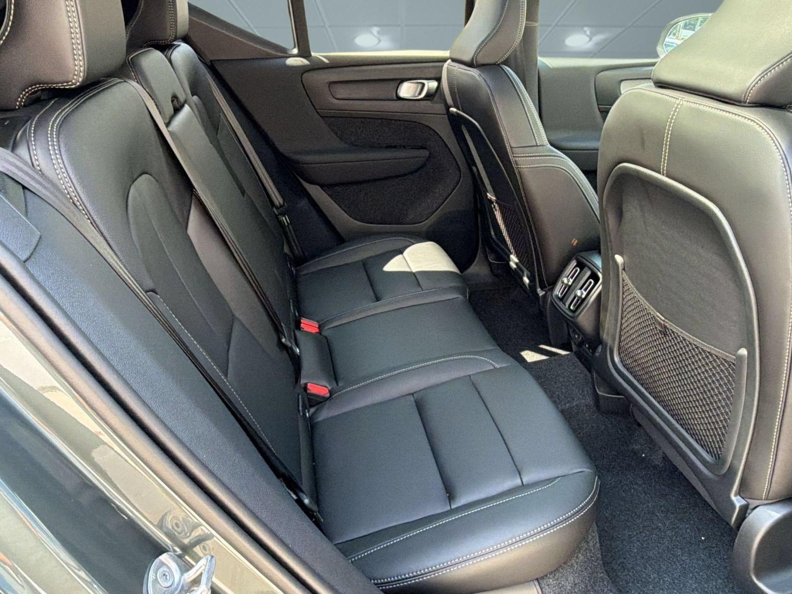 New 2026 Volvo XC40 B5 Plus w/ Climate Package AWD/4WD image 30