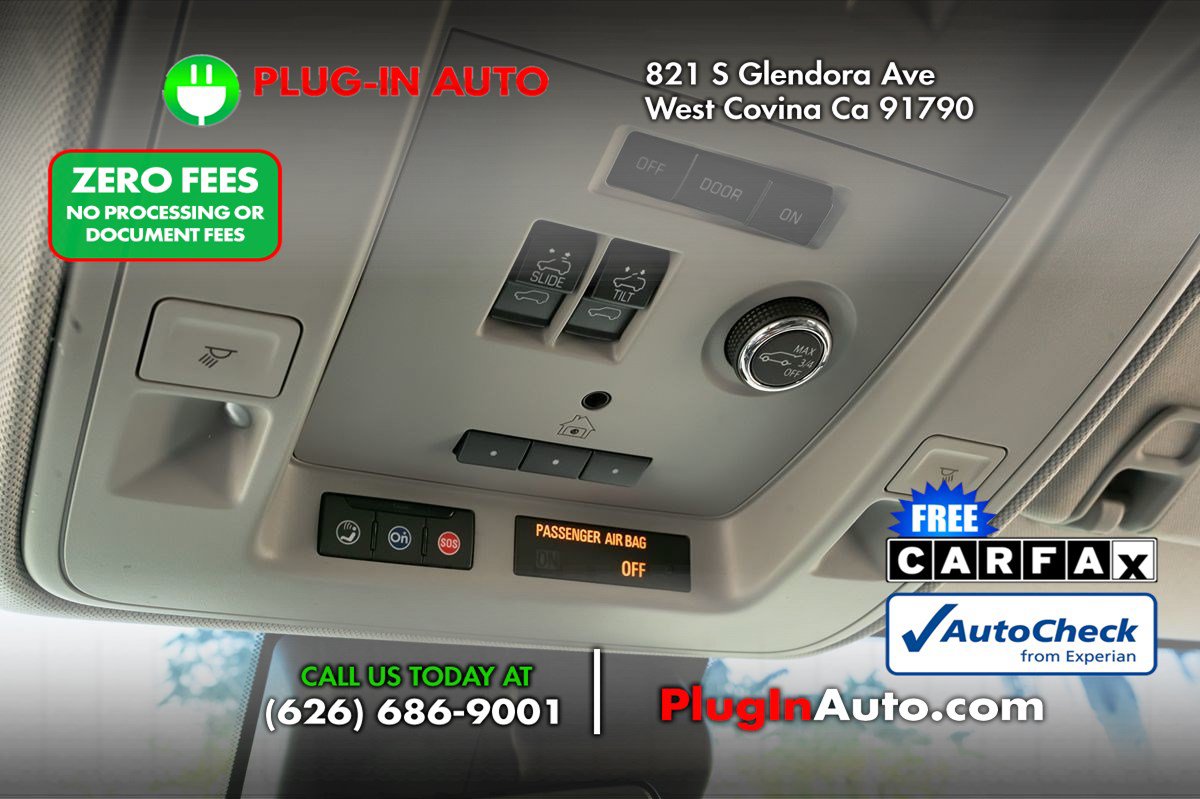 Used 2019 Cadillac Escalade Premium Luxury RWD image 28
