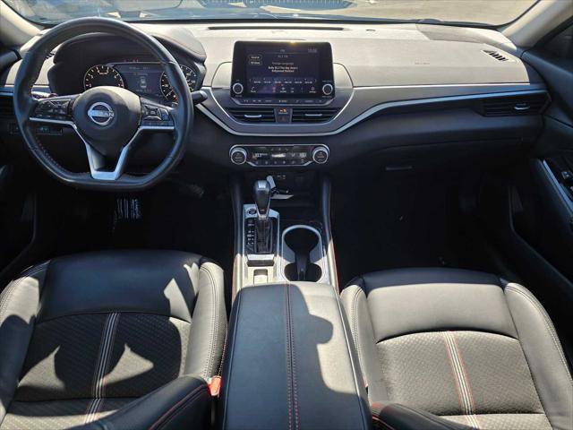 Used 2024 Nissan Altima 2.5 SR AWD/4WD image 18