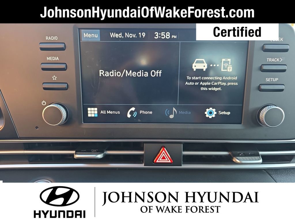 Certified 2023 Hyundai Elantra SEL w/ Preferred Accessory Package image 27